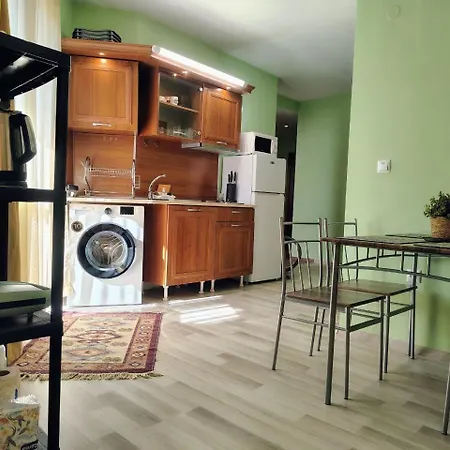 Emerald Bansko